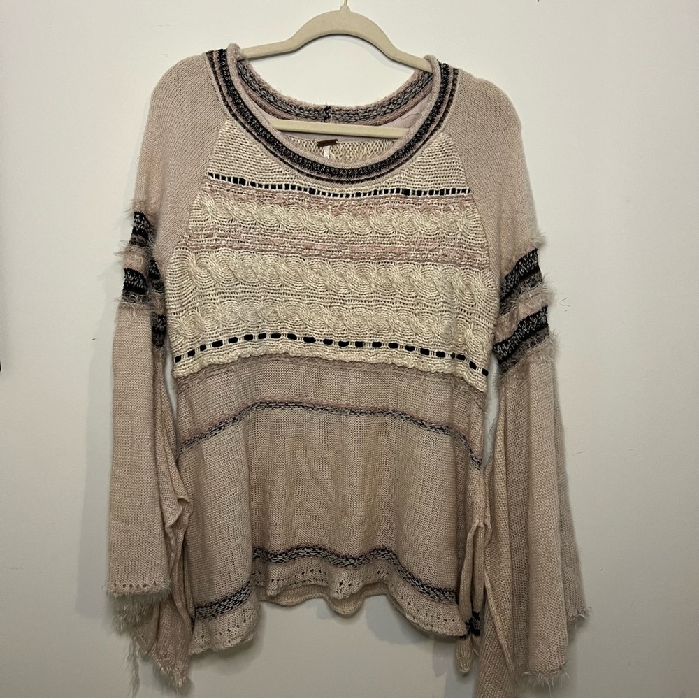 Free People bell sleeve blouse! Beautiful